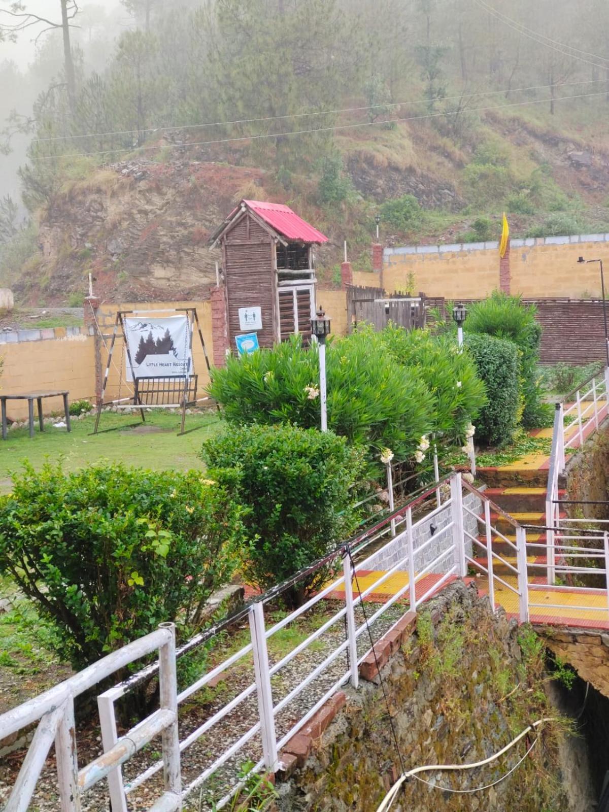 Little Heart Resort Chail ภายนอก รูปภาพ