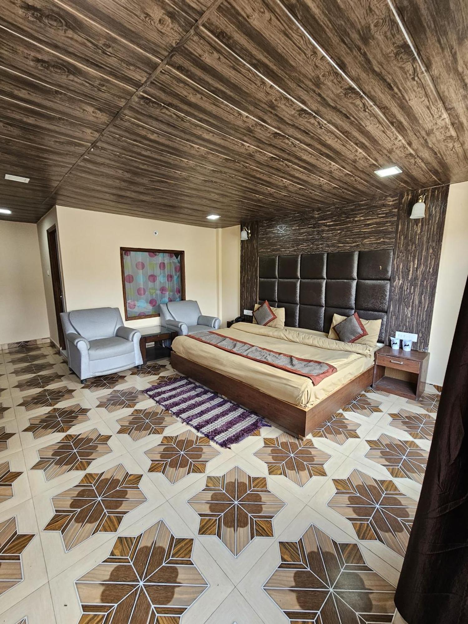 Little Heart Resort Chail ภายนอก รูปภาพ